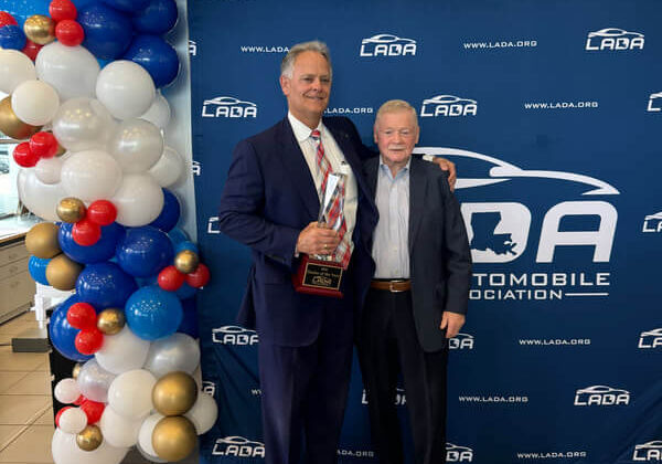 la dealer of the year group photo